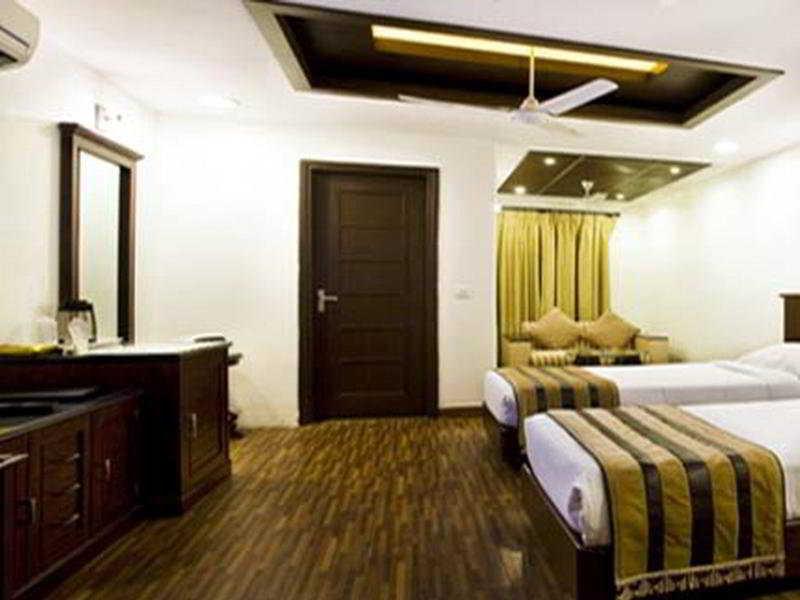 Hotel Parkland Chirag Enclave Neu-Delhi Exterior foto